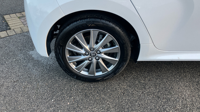 Toyota Yaris 1.5 Hybrid Icon 5dr CVT Hybrid Hatchback